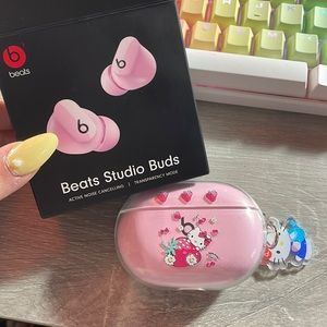 Beats Studio Buds (pink) with cute case